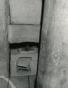 Upright post in a toe mill in Evijärvi, South Bothnia