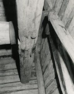 Crank and windshaft in a toe mill in Evijärvi, South Bothnia