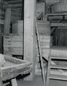 Stones and shingle gauge in Haukila Estate mamsel mill in Valkeaikoski, Tyrväntö, Häme