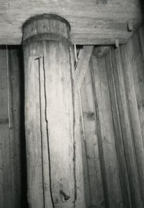 Hollow post showing upright shaft in the magpie mill on Tohna farm in Karhula, Loimaa, Satakunta