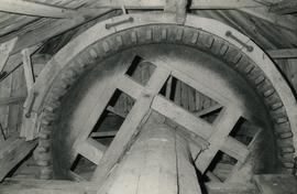 Brake wheel at tail of windshaft in Haukila Estate Mill in Tyrväntö, Häme