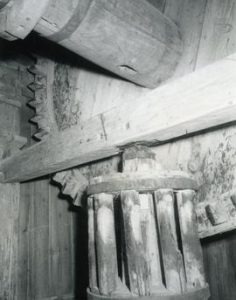 Brake wheel and wallower in Vikelä Farm Mill in Ylöjärvi, Taivalpohja, Häme