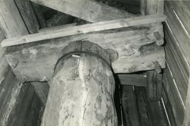 Hollow post and crowntree in the magpie mill in Metsämaa, Häme
