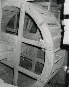 Waterwheel from the ground floor of Kümajoki Farm Mill, Velaatta, Teisko, Häme