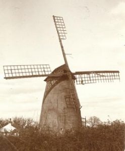 Wycombe Heath Mill, Holmer Green