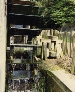 Waterwheel turning, Mapledurham Mill, Mapledurham