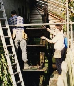 Removing old paddles, Mapledurham Mill, Mapledurham