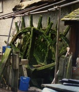 All old paddles removed, Mapledurham Mill, Mapledurham
