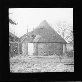 Roundhouse, Hollow-post mill, Mitcham Common