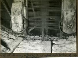 Cap centering wheels and windshaft looking up, Brixton Mill