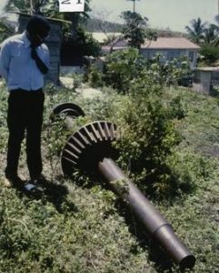 Photograph of the upright shaft and great spur gear at New Winthropes Mill, Antigua