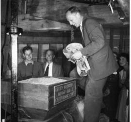 Mr. Bremer's brother, Union Mill, Cranbrook