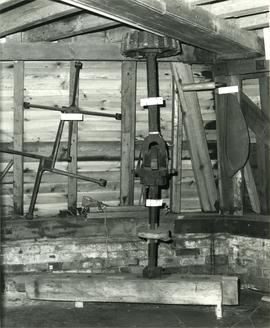 Salvaged millstone gear on ground floor, Davison's Mill, Stelling Minnis