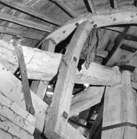 Mainpost and Crosstrees, post mill, Chinnor