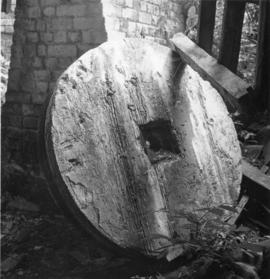 Millstone, post mill, Chinnor