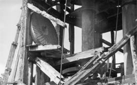 Millstone, spur wheel and shaft, post mill, Chinnor