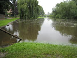 Overflowing tail race, Mapledurham Mill, Mapledurham
