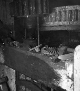 Tentering gear, bridge tree and stone nut, Priory Mill, Wherwell