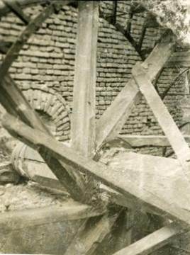 Wheel axle, Arcen mills