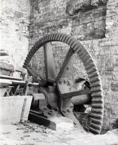 "Pit wheel of narrow w-wheel Guy's Cliff Mill"
