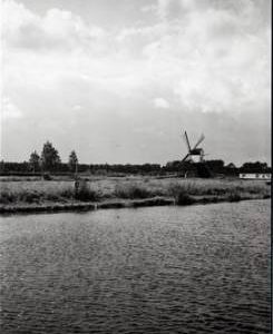 "Spider mill just to N. of [Leiden]"