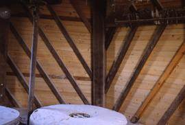 "West Kingsdown, stones & framimg"