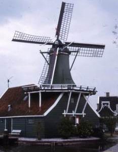 "Zaan Mills, De Huisman"