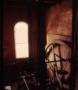 Stretham Old Engine - interior - governor & flywheel