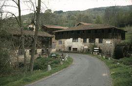 Ambert Lagat, Le Bon Mills