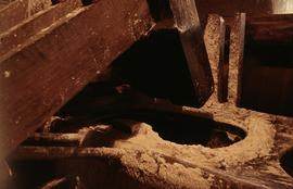 Ambert, Richard de Bas Stamper Trough