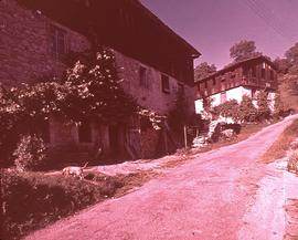 The paper-making village of Laga