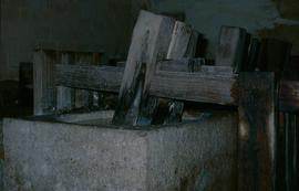 "Capellades, Stamper shafts"