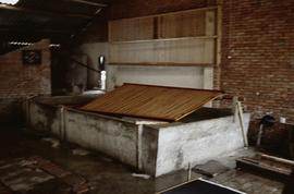 Jia Jiang Mill. Large vat & moulds