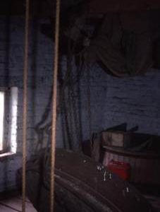 Auxiliary equipment - Stone lifted