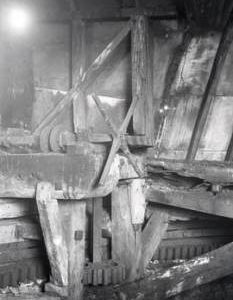 "Windmill at Wendover, Bucks - interior view showing shot curb and fan gearing"