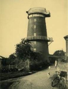 Combined Mill, Little Cressingham, with cap but no sails