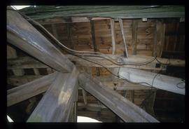 Post, quarterbars and sheers