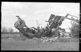 Wreck of post mill, Kirkby Green