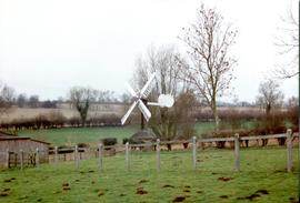 Front 3/4 of Hollow - Post