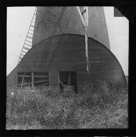 Norfolk mill, scoop wheel inside hoodway