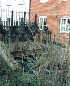 Sluice gates, Dean's Mill, Canterbury