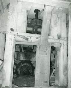 Pit wheel, wallower, spur wheel and stone nut, watermill, Ixworth