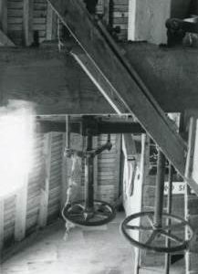 West stone nut, King's Mill, Shipley