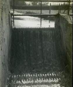 Littlebourne, wheelwell and penstock, 30 March 1954