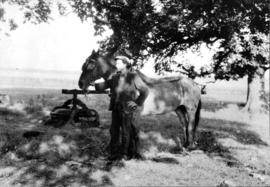 Man and horse at rest, horse engine shown, Snoddington Manor Horse Engine, Tidworth