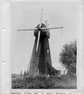 New sweeps being fitted, Davison's Mill, Stelling Minnis