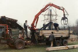 Unloading timbers, post mill, Chinnor
