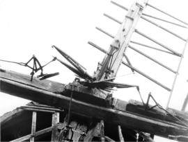 Remains of spring mechanism on decayed sails, smock mill, South Ockendon