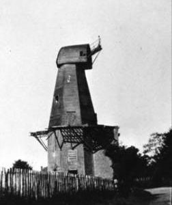 Wind, steam and water mill, Kennington, without sweeps or fantail