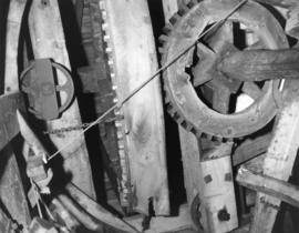 View into the cap showing wallower, Drapers Mill, Margate
